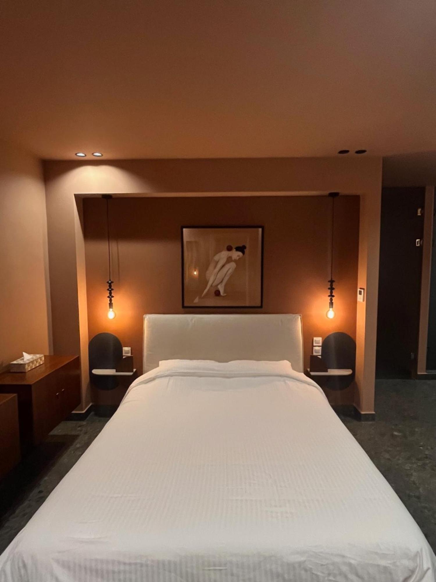 The H Experience Boutique Apartments Athena Bagian luar foto